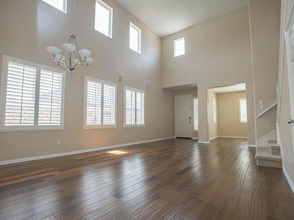 4th image of 813 Oceana Dr