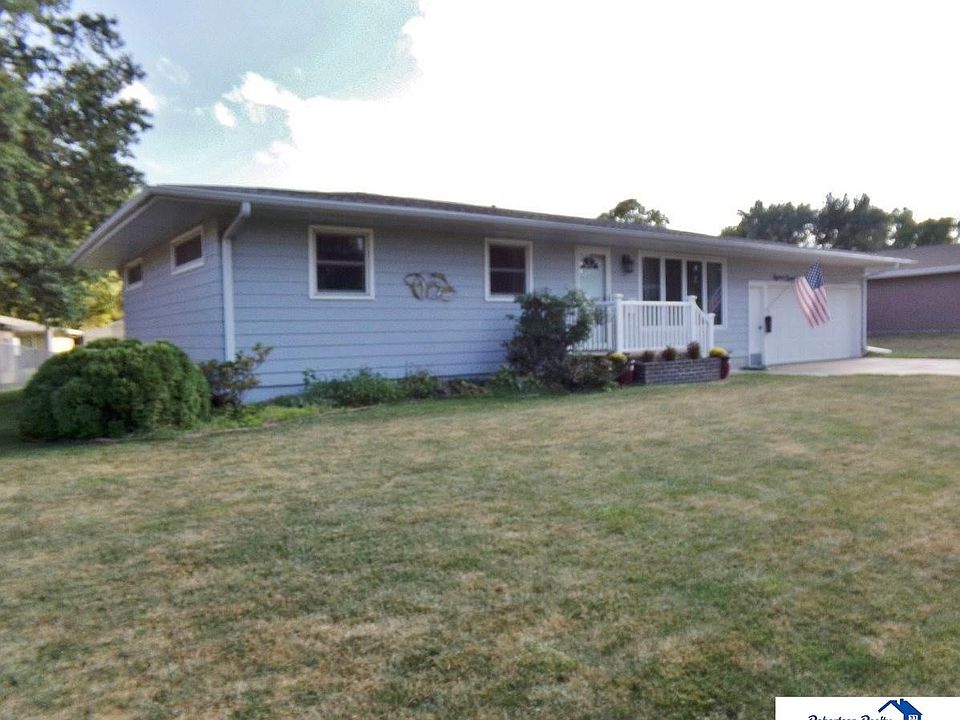 1823 Sara Rd Beatrice NE 68310 Zillow