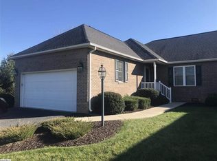 16 Saint Ives Dr, Fishersville, VA 22939
