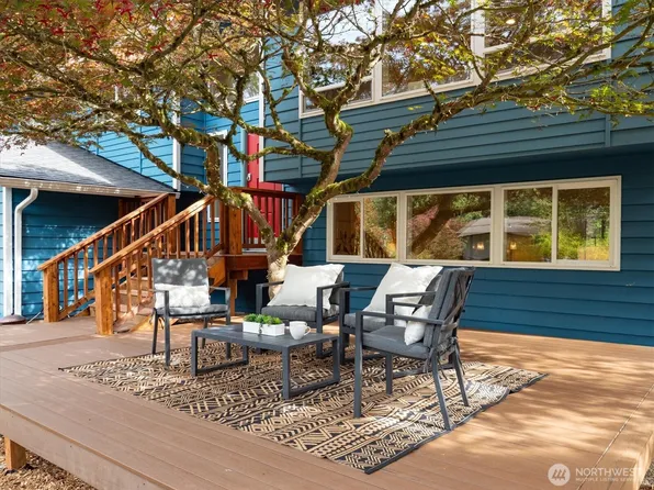 17417 71st Avenue W, Edmonds, WA 98026