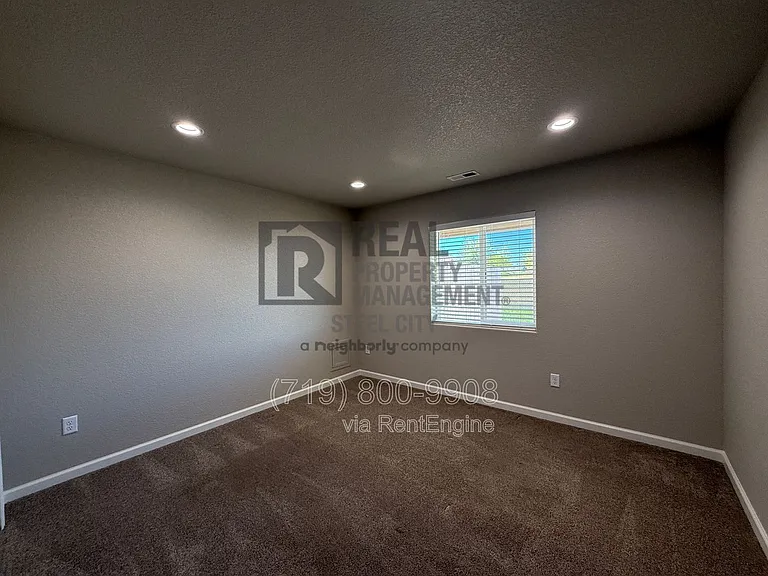 155 S Stardust Cir — Photo 11