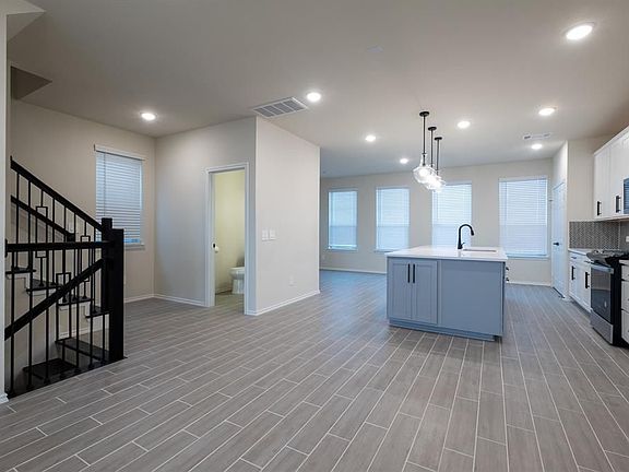 2nd image of 10322 Marston Vineyard Dr