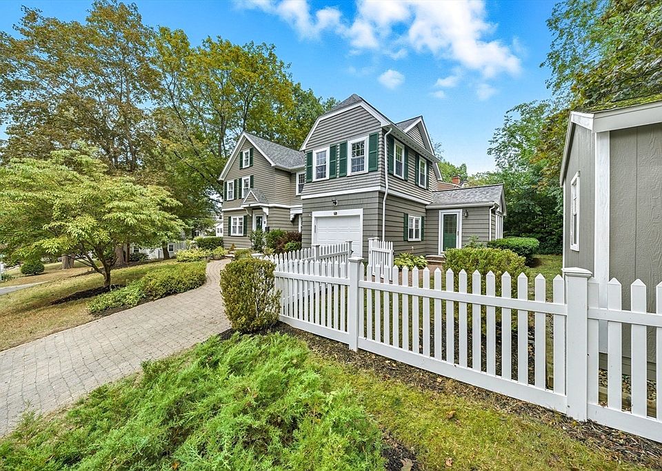 1st image of 10 Preston Rd