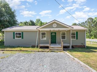 459 Ivey Rd, Four Oaks, NC 27524