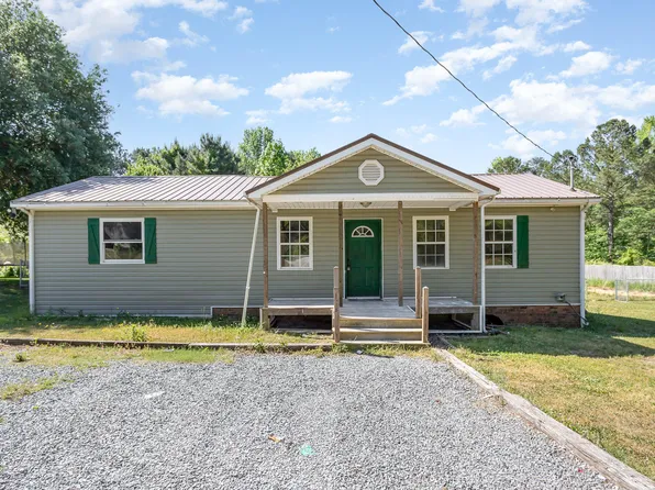 459 Ivey Rd, Four Oaks, NC 27524