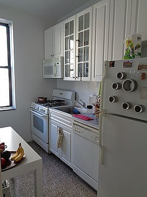 5th image of 925 W End Ave APT 4E