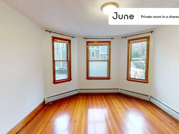 105 Walnut St, Somerville, MA