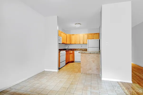 Rented by City Connections Realty | media 12