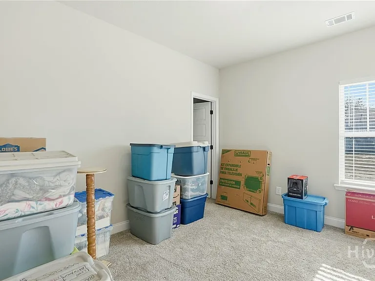 141 Hayden Pl — Photo 11