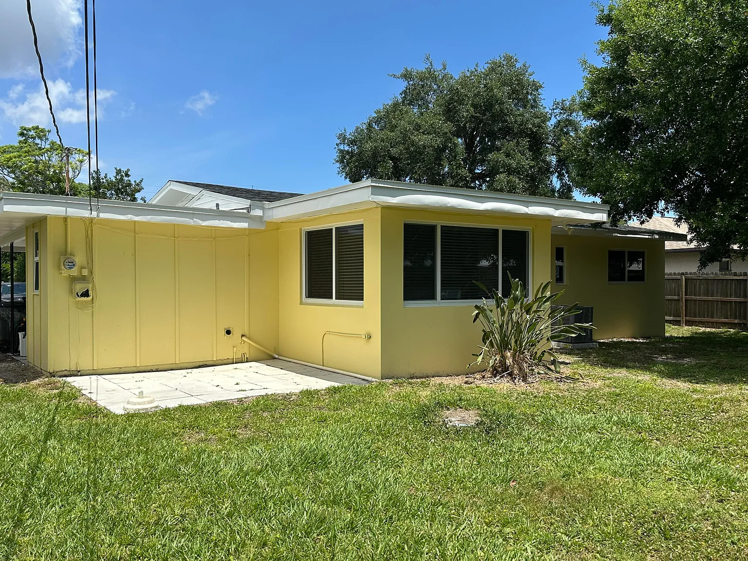 3 bed, 2.0 bath, 1145 sqft, $2,150 — Photo 4