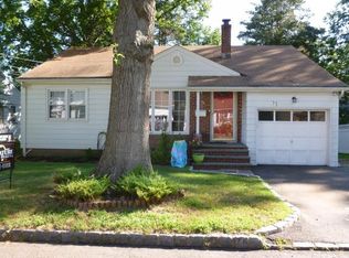 75 Kew Dr, Springfield, NJ 07081