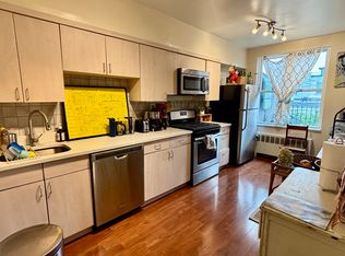 28-44 48th St #2, Astoria, NY 11103