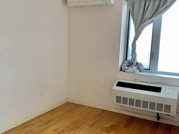 5th image of 37-20 Prince St #11E