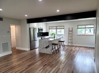 7715 S Red Rd APT 2, Miami, FL 33143