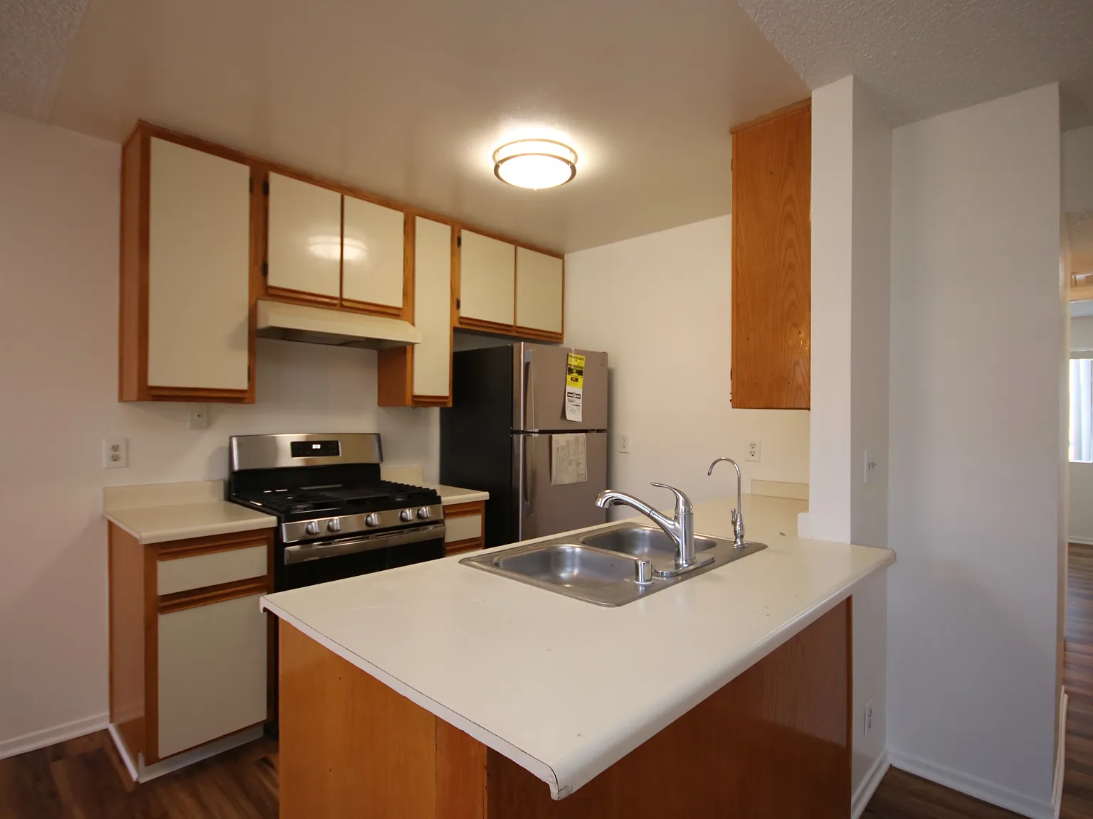 2 bed, $2,295 — Photo 4