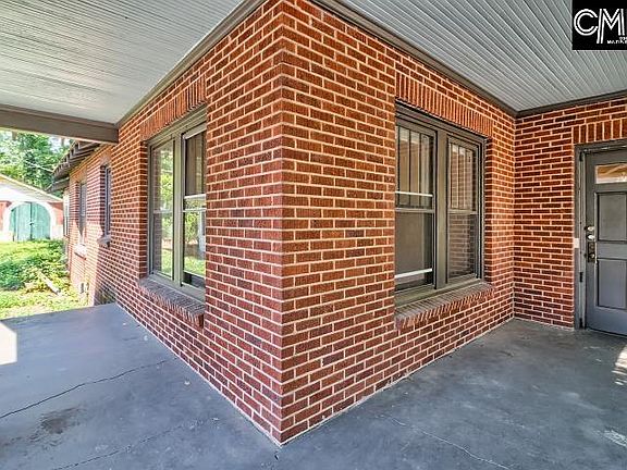 4th image of 2209 Wallace St