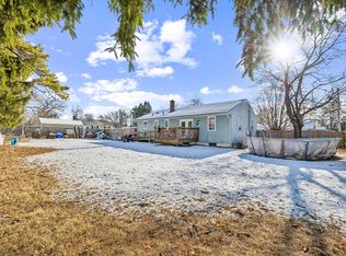 84 Navajo Rd, Springfield, MA 01109