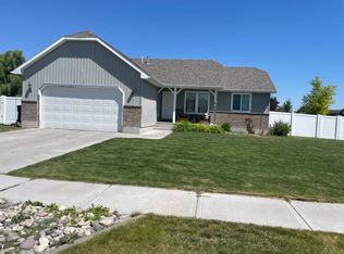 4115 Rocky Ridge Rd, Ammon, ID 83406