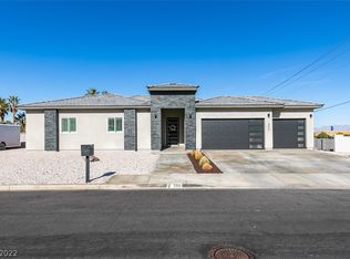 390 E Kimberly Dr, Henderson, NV 89015