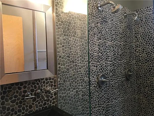 Sold by Bank Neary | media 14