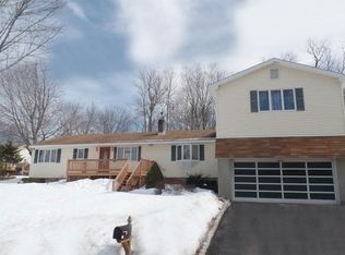 18 Maple Ave, Highland Lakes, NJ 07422