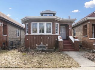 5305 W Nelson St, Chicago, IL 60641