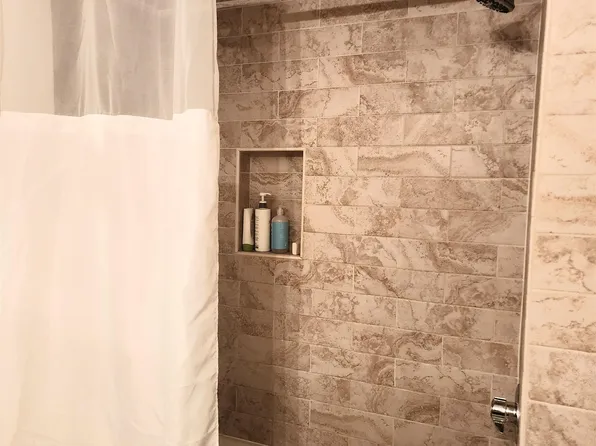 122 Jewett Avenue image 15 of 16