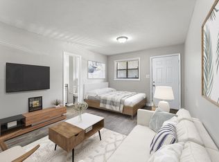 296 Pine St NW APT 10, Lilburn, GA 30047