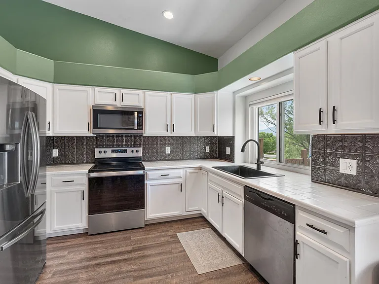 3490 Flying Horse Rd — Photo 8