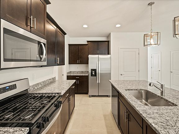 Welcome to the 2380 floorplan.