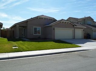153 Hazelnut Dr, Fernley, NV 89408
