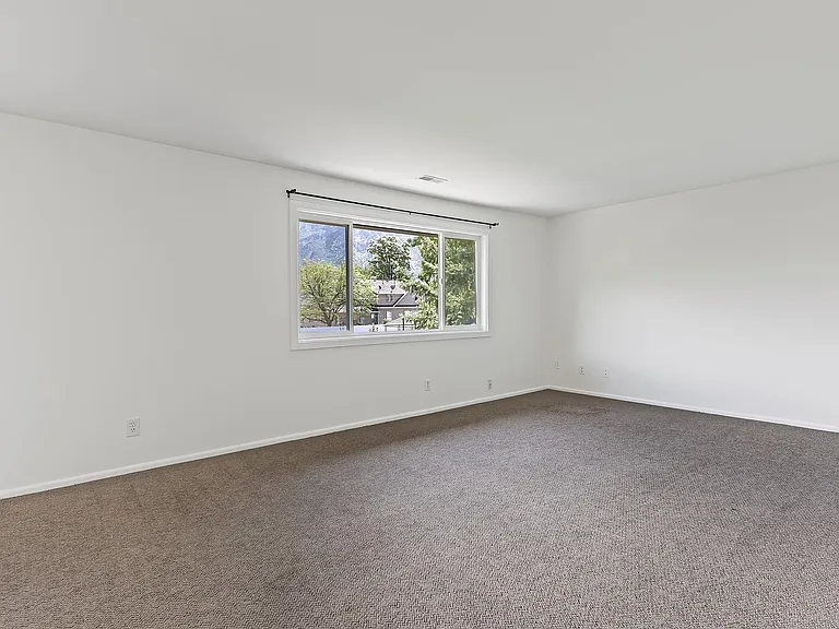 Living Room with lovely Mountain Views and Lots of Light
New Carpet installed 9/2025