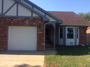 9525 E Bluestem St, Wichita, KS 67207