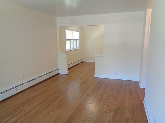 2nd image of 2721 W Summerdale Ave APT 1E