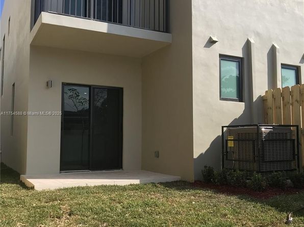 hialeah-florida-447942383 picture