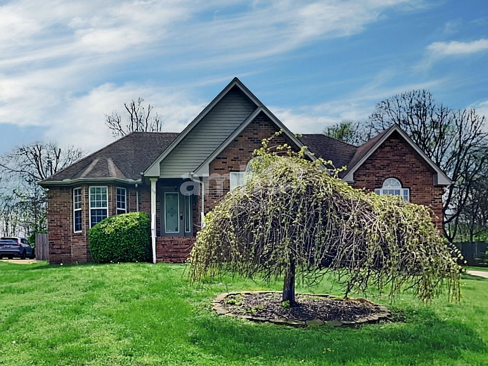 1st image of 113 Cedar Forest Dr