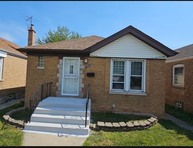 5121 S Central Ave, Chicago, IL, 60638
