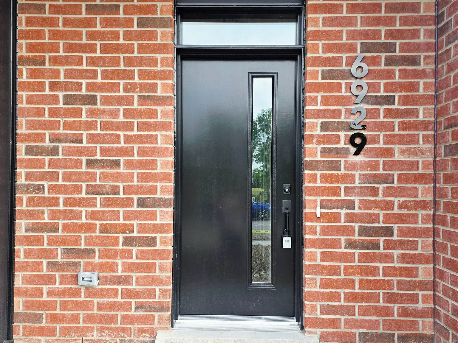 3 bed, $2,750 — Photo 2