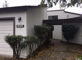 1319 Hawthorne Ct, Dixon, CA