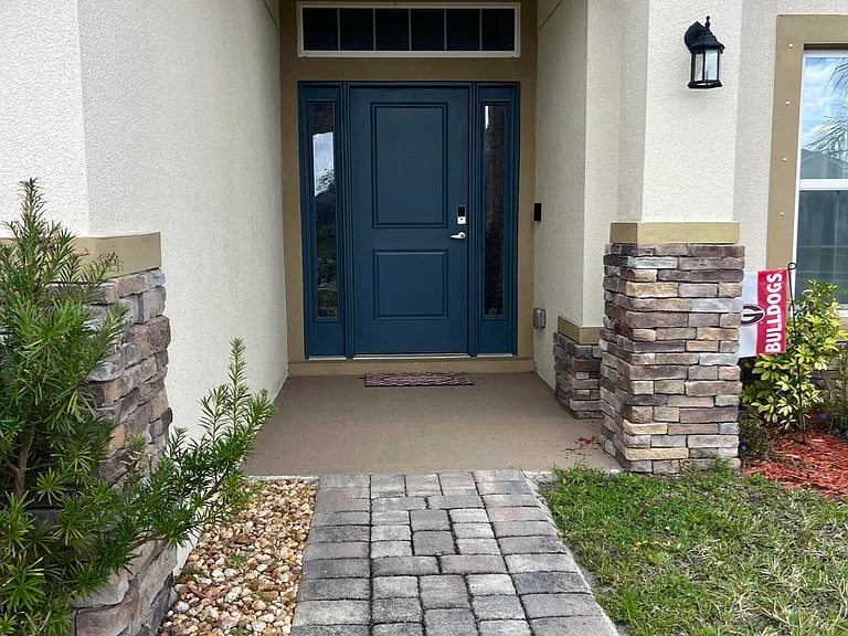 1843 Middlebury Dr SE — Photo 2