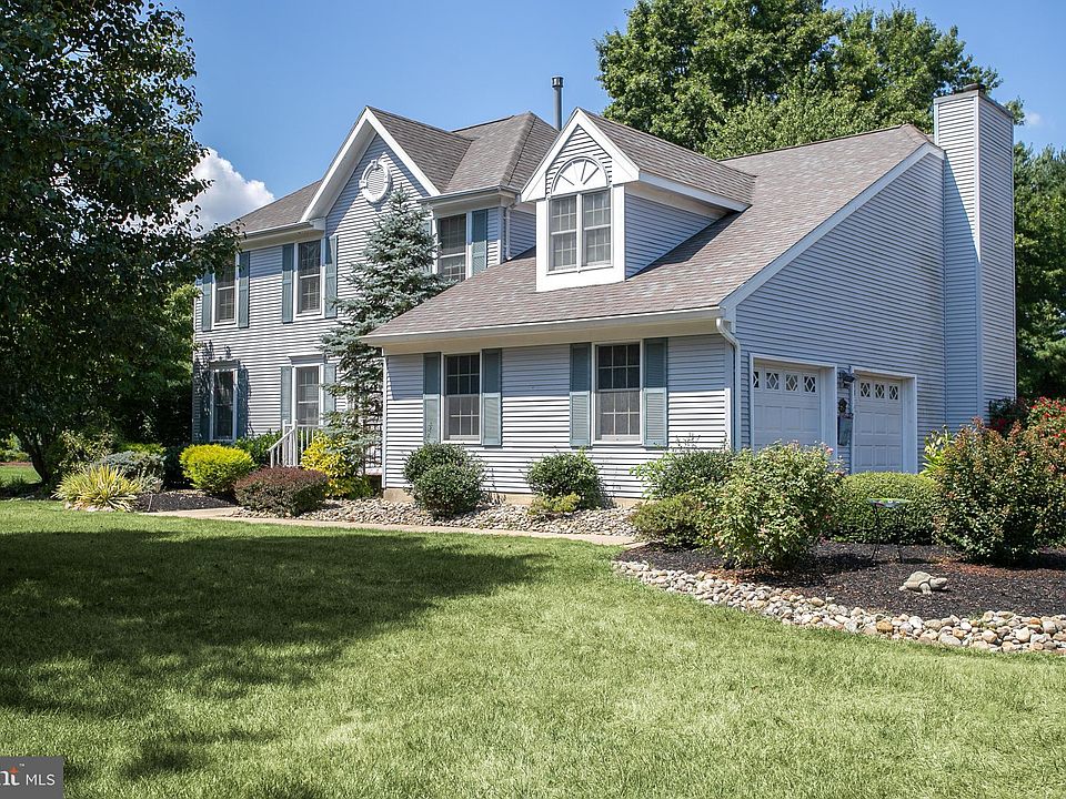28 Hamton Ct E, Robbinsville, NJ 08691 Zillow