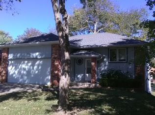 3661 W Madison St, Springfield, MO 65802