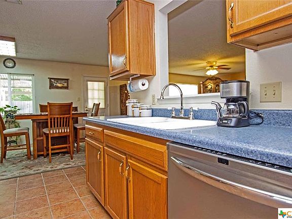 5th image of 301 S Brook Dr