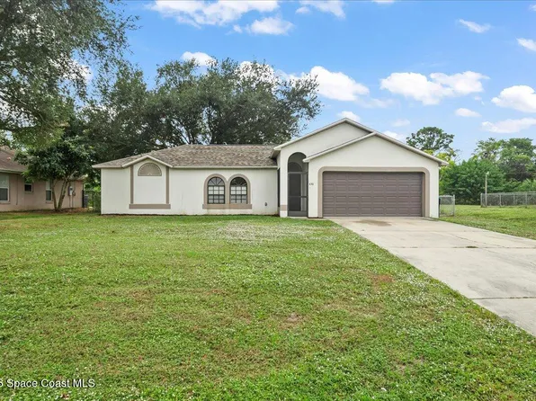430 Almansa St NE, Palm Bay, FL 32907