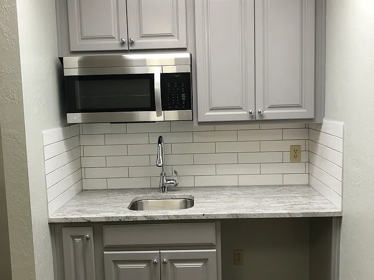 328 N Country Club Rd — Photo 12
