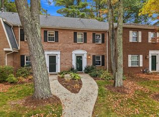 Knollsbrook Condominium, Stoughton, MA 02072