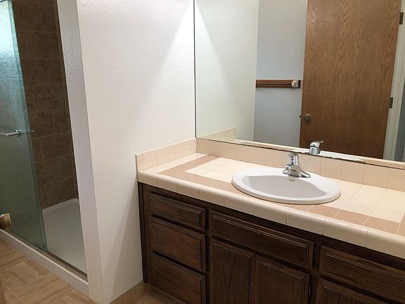 5th image of 203 Santa Anita Ct #B