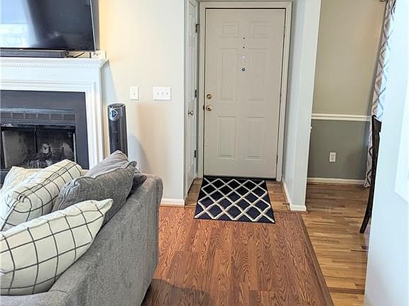 5th image of 7428 Riverview Knoll Ct