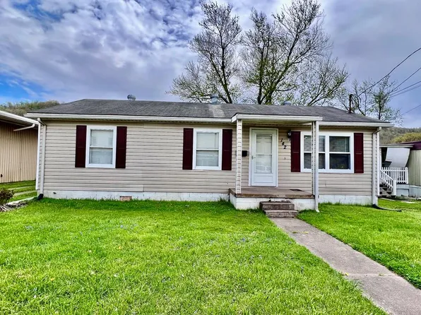 142 N 4th Avenue, Paden City, WV 26159