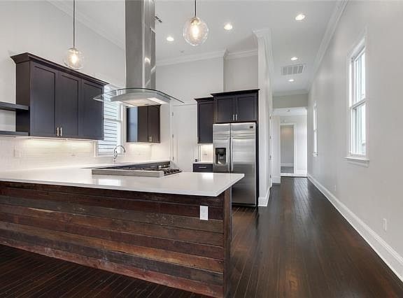 5th image of 3309 Marais St